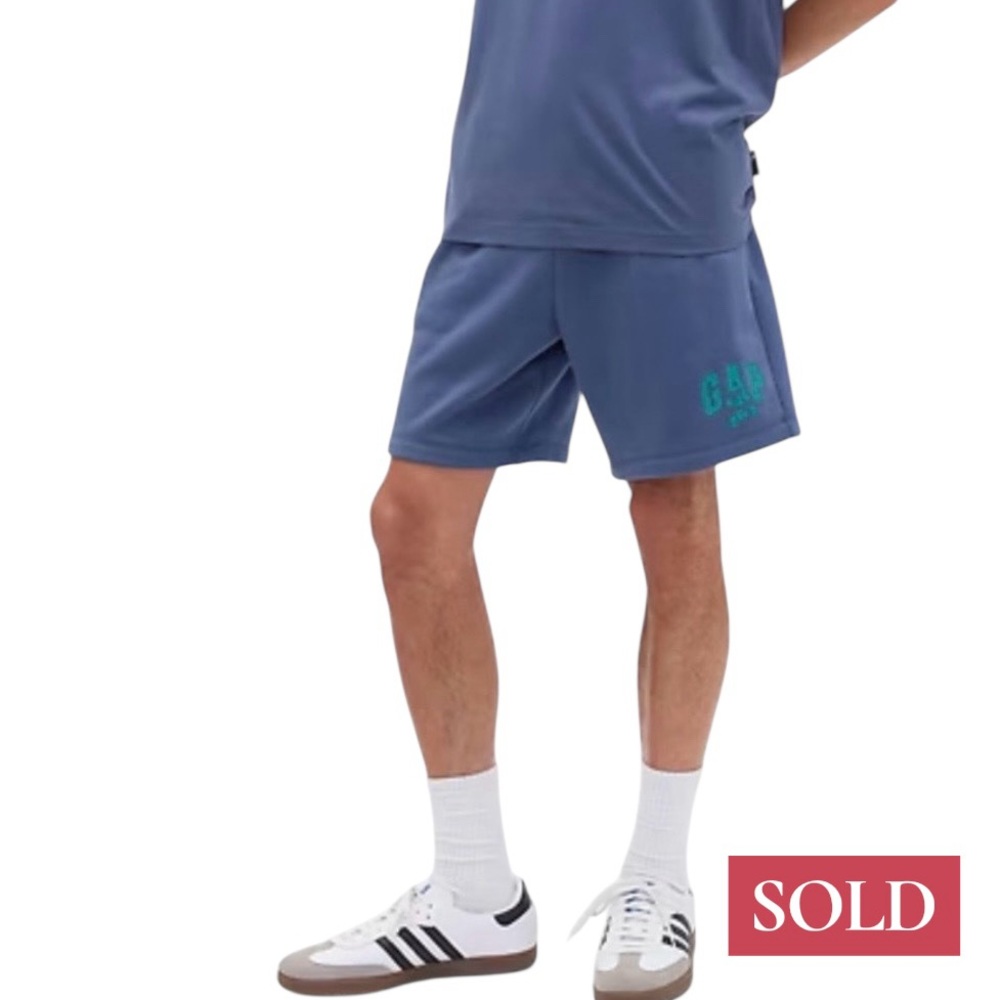 *SOLD* NWT GAP X Disney Athletic Men's Shorts in Blue